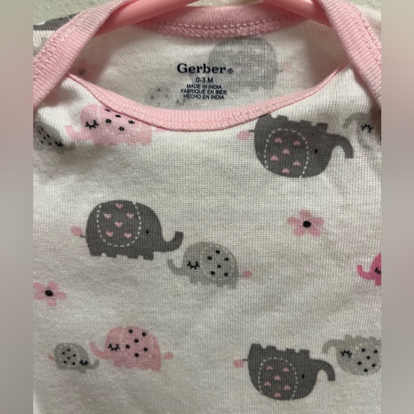 Gerber Elephant 3 piece onesie set - Picture 10 of 10